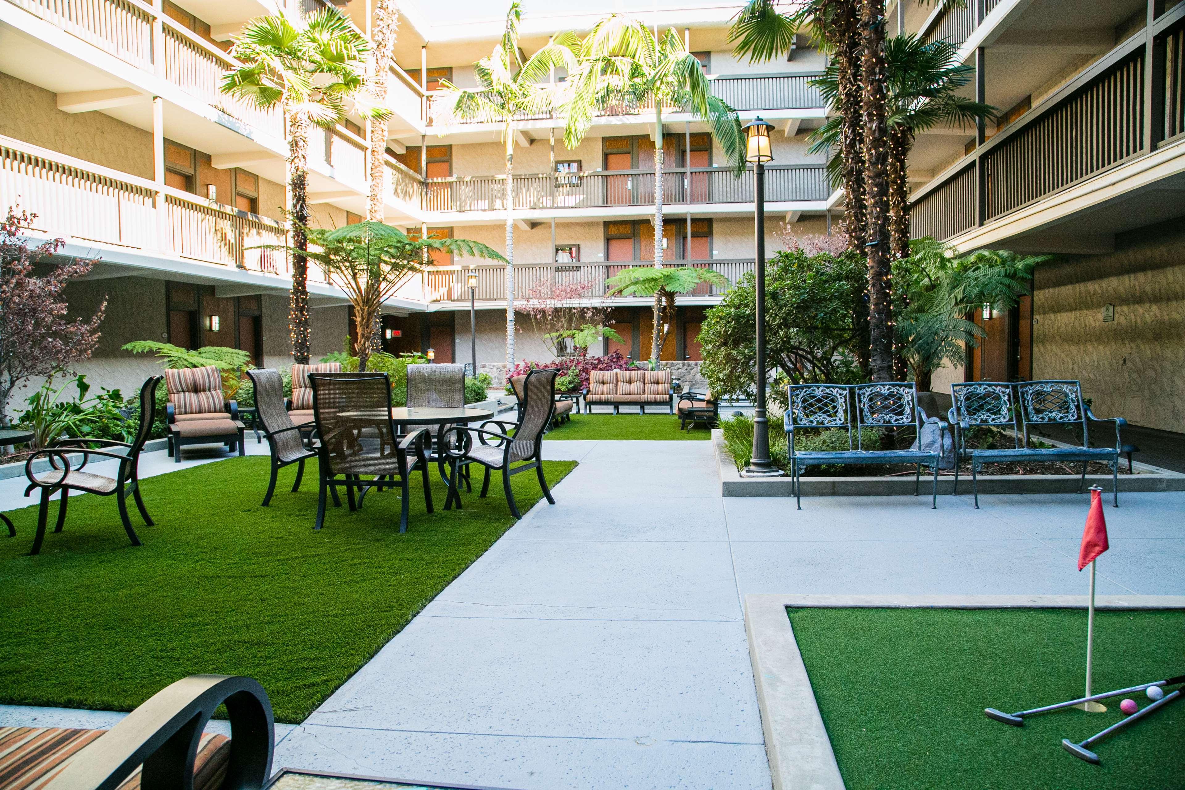 Best Western Plus Thousand Oaks Inn Exterior foto